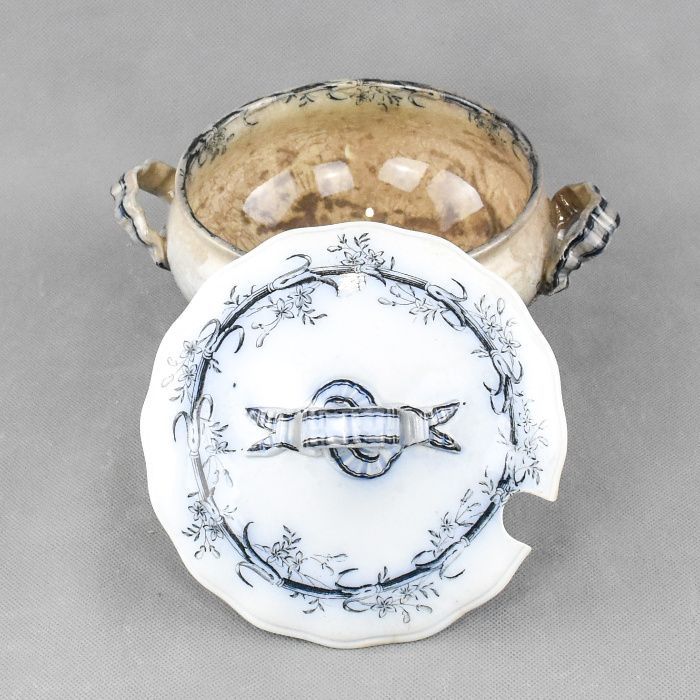 Molheira / Terrina Staffordshire, séc. XIX - 1869