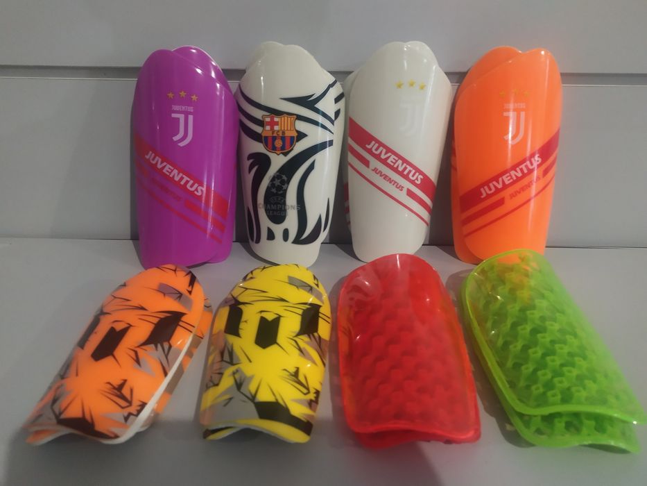 Щитки гетры перчатки футбольные детские щитки футбол