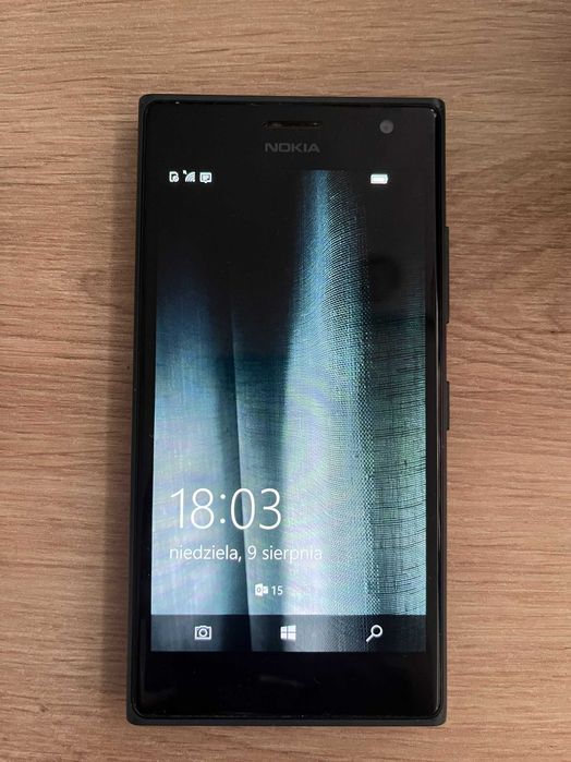 Nokia Lumia 735