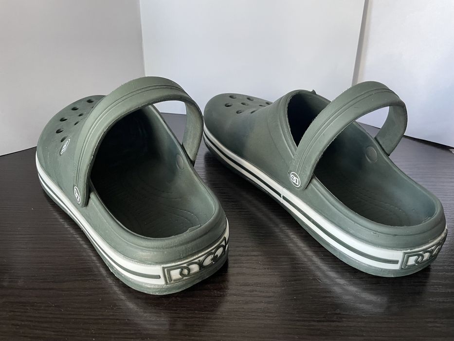 Нові тапочки, пародія фірми Crocs, 44 розмір