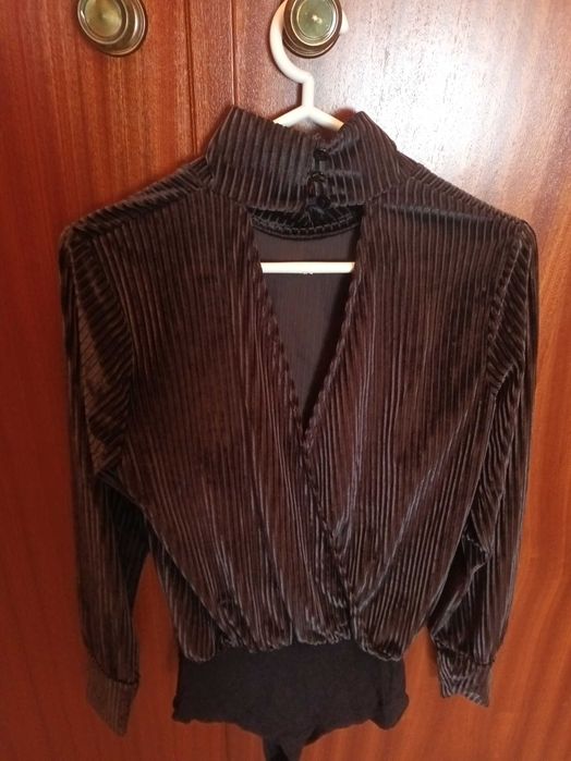 Body preto,intimissimi, novo,tamanho S,M.nas costas é aberto muito elegante