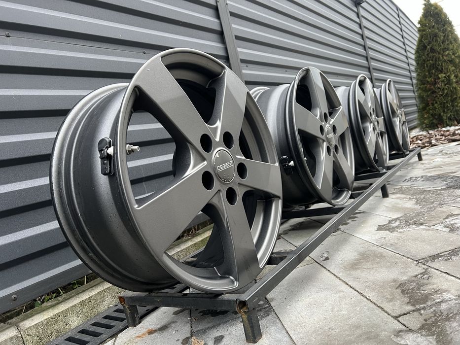 Диски 16R 5x114.3 ET40 Renault  Megan Nissan Qashqai Mazda Toyota