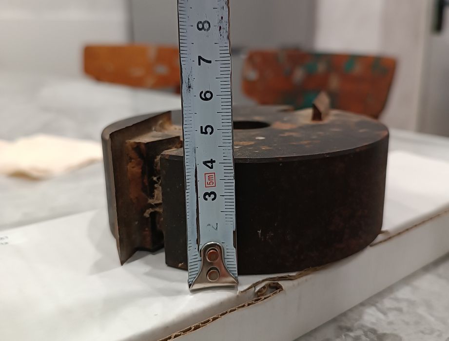 Продається фреза по дереву