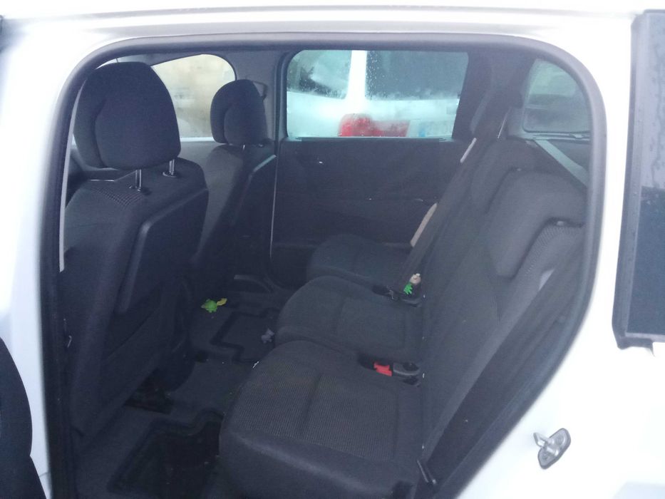 Peugeot 5008 7 lugares 1.6 HDI 2016