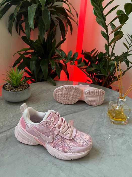 Nike Runtekk V2K  Pink Flowers, Найки