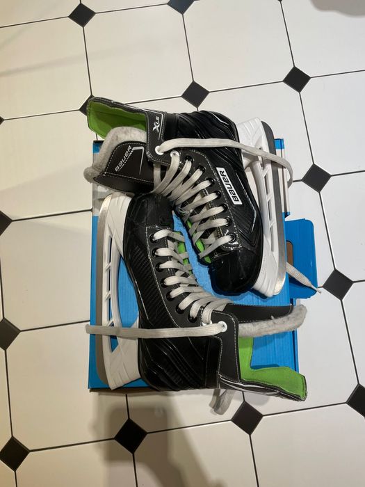 Łyżwy Bauer rozmiar 5.0