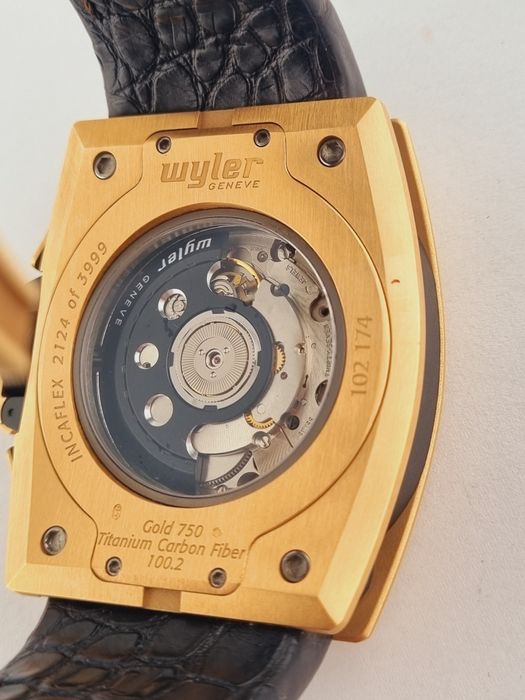 Золотые часы wyler code R