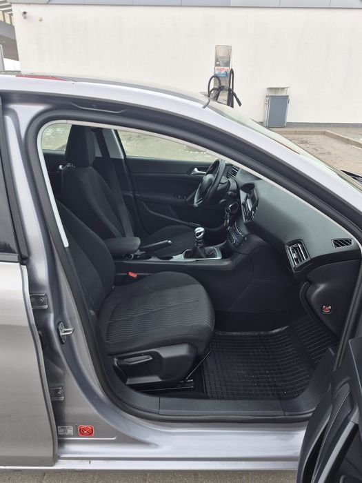 Peugeot 308 t9 1.6 Turbo 130km* 2014r* 170 tys km* Salon Polska