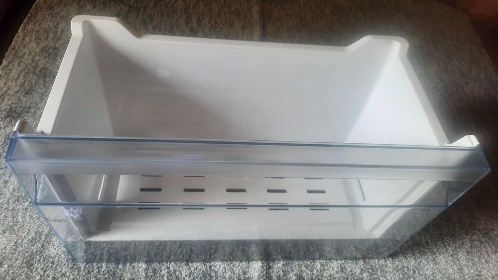 Szuflady i półki do lodówki SHARP SJ-BA05DTXL 1EU Nofrost