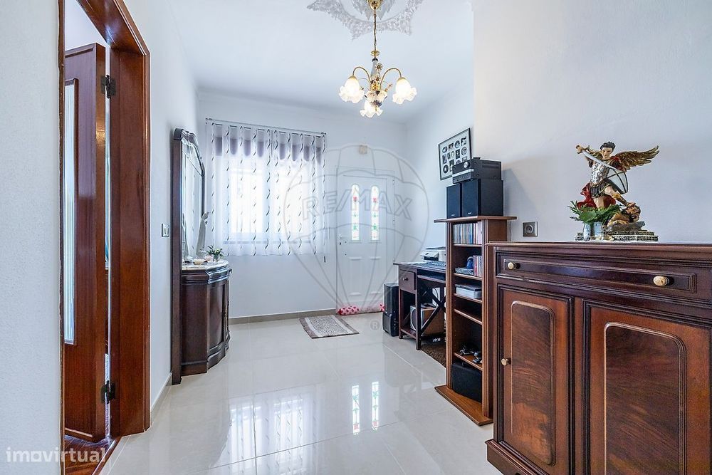 Moradia T4 para venda
