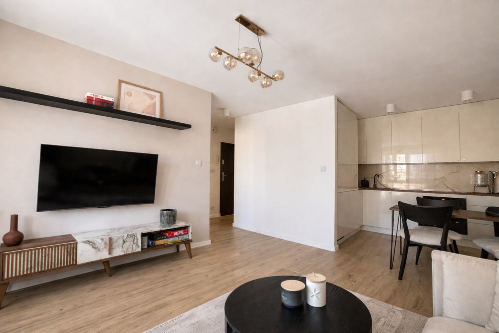 3 pokojowe mieszkanie o pow. 48m2,  METRO, gotowe do zamieszkania