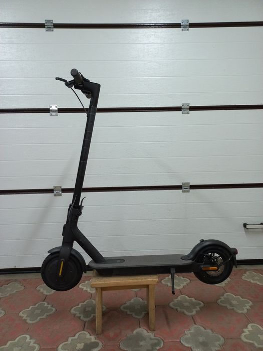 Електросамокат Xiaomi Mi