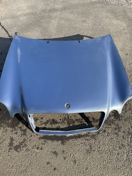 Капот кришка багажника merseds clk w208