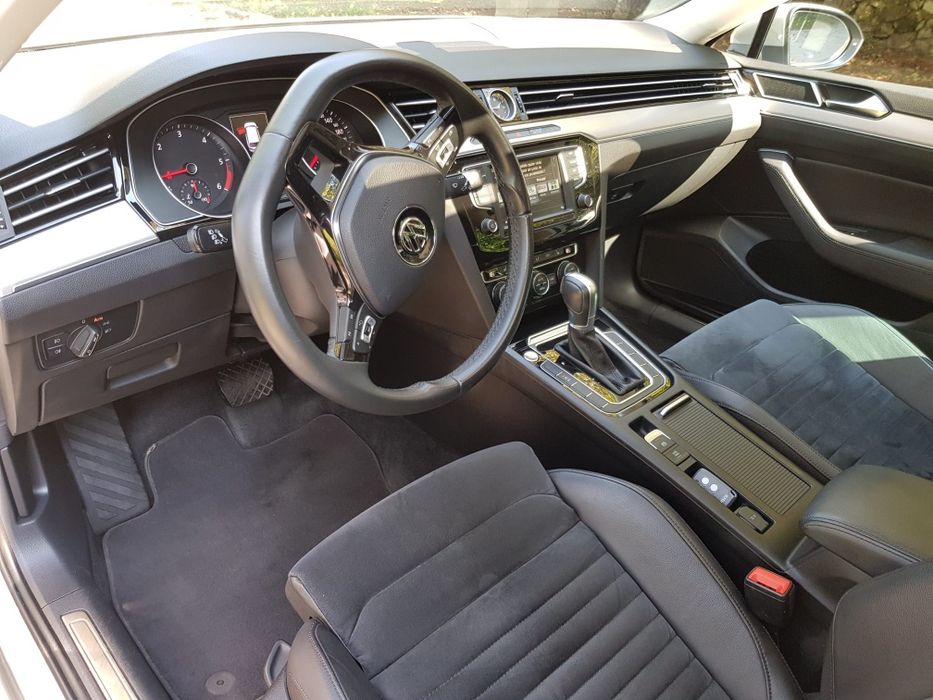 VW Passat 1.6 TDI  HighLine caixa DSG  120cv