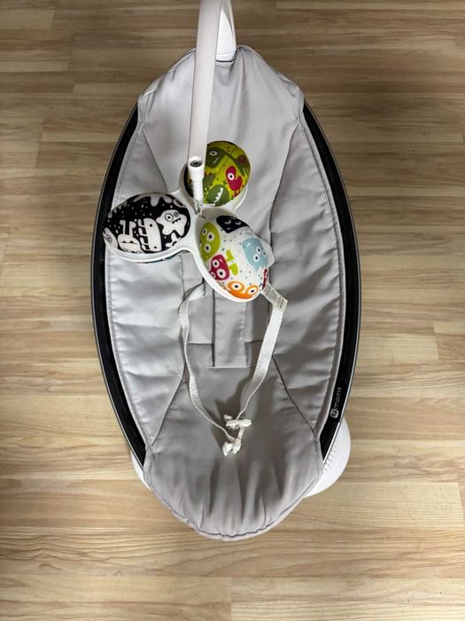 Заколисуючий центр 4moms mmaroo