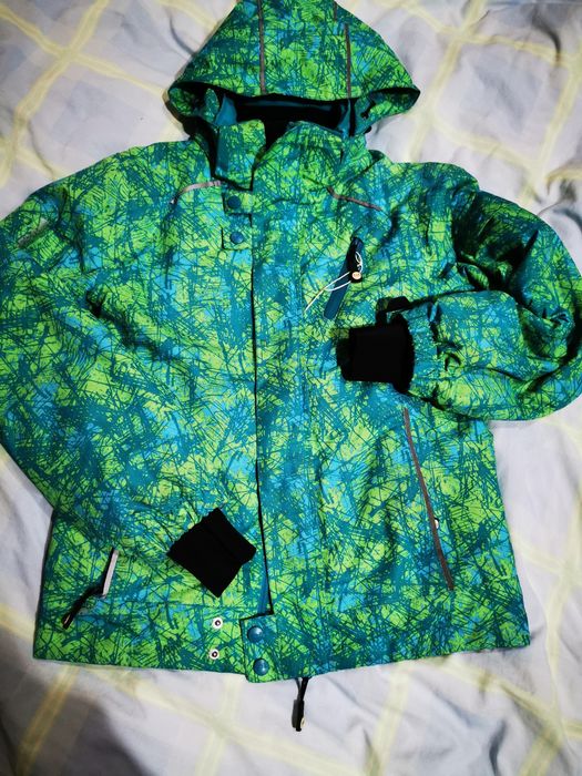 Гірсько-лижна куртка