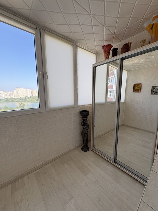 Продаж Бажана 36, 3кім., м.Харківська з видом на два озера