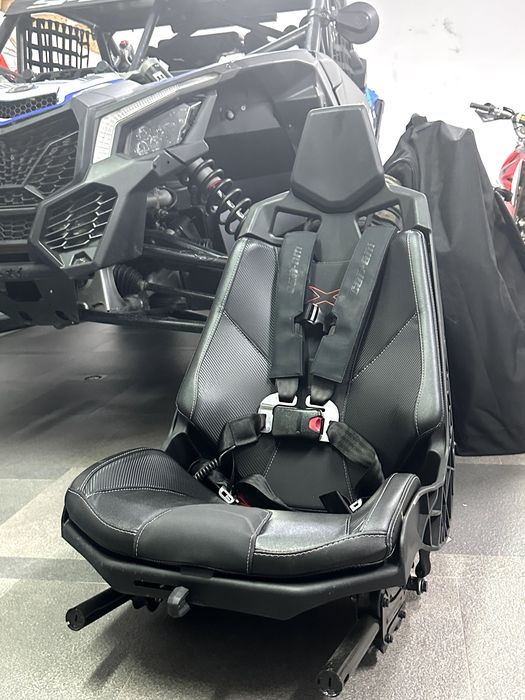 2 Bancos/Baquets + cintos Originais Can-Am X3 2020 NOVOS