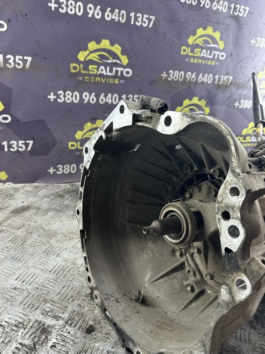 Коробка передач Toyota Hilux 3.0 D 2005–2015 330300K130