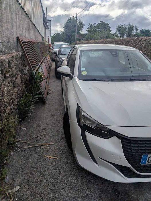 Peugeot 208 de 2021 para peças