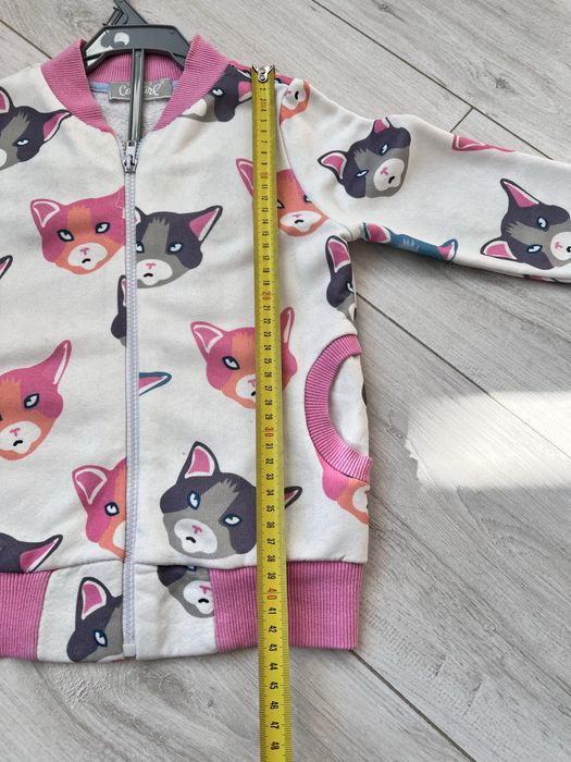 Костюм для дівчинки 122 зріст