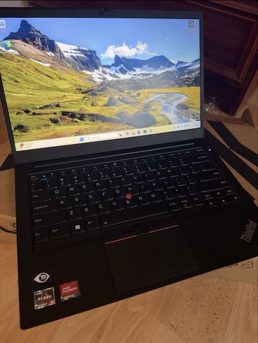 Lenovo e14 g4 jak nowy