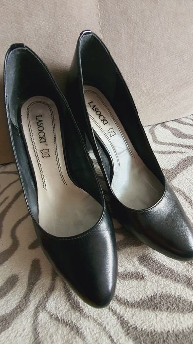 Czółenka Lasocki czarne r.37