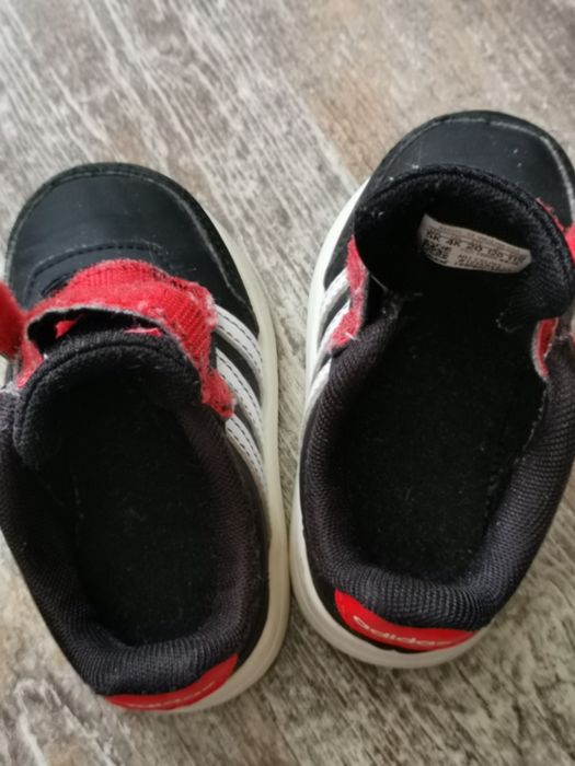 Buty sportowe adidas