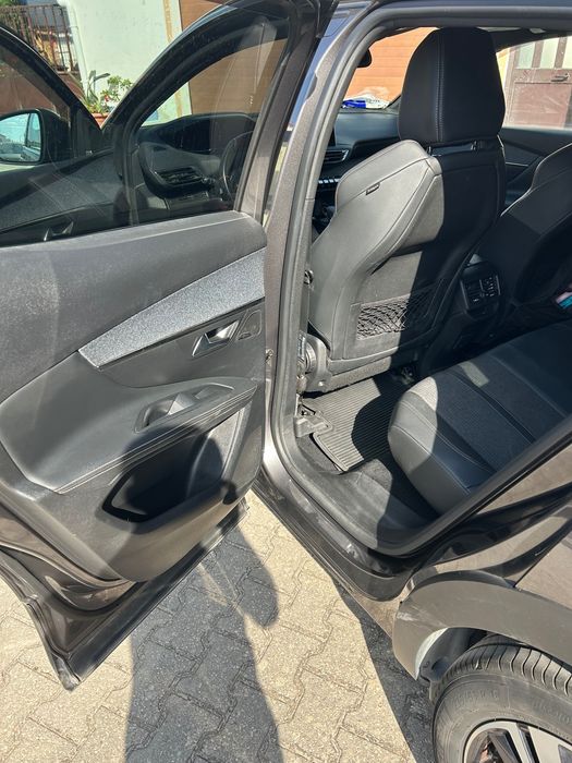 3008 GTLINE 130cv turbo 2019