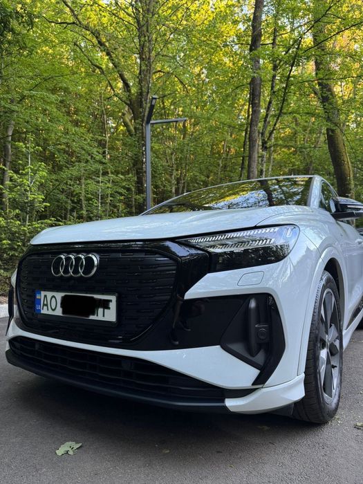 Авто Audi q4 sportback e-tron