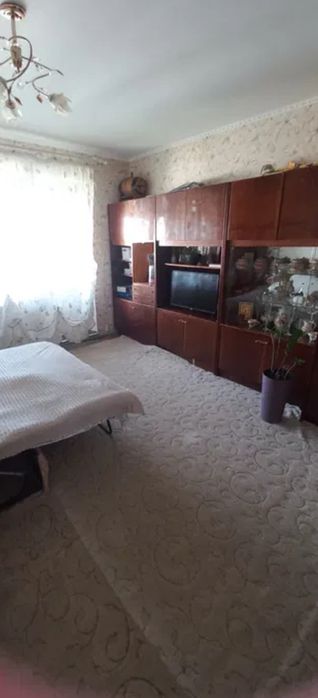 Продам 3-и кімнатну квартиру район Попова.