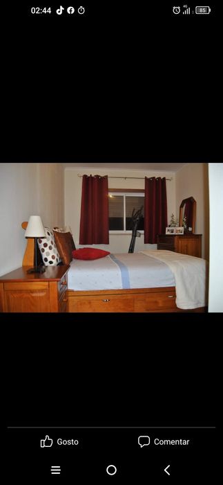 Quarto de casal com gavetas,, cómoda com espelho , mesas de cabeceira,64564350853250120