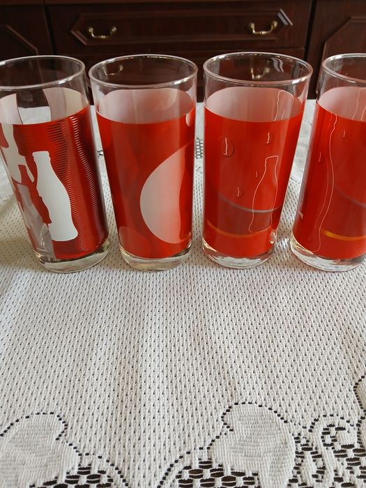 Kolekcjonerskie szklanki ,,Coca-Cola ".6 szt.