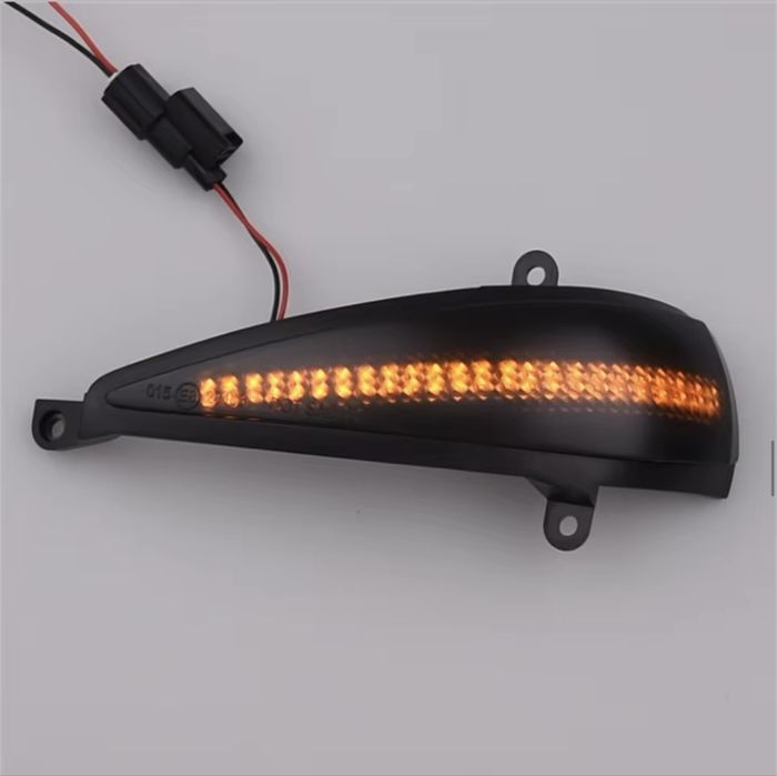 Led динамічне освітлення мото поворотник в дзеркало Honda Civic