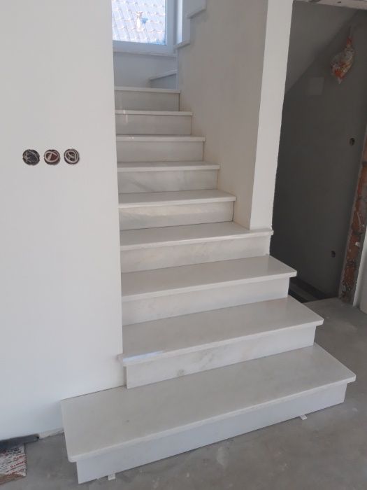 schody wewnętrzne  granitowe konglomerat blat zewnętrzne kamienia