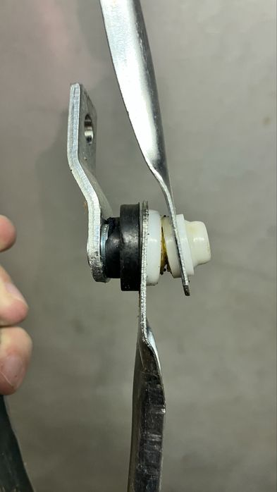 Трапеція двірників 2108