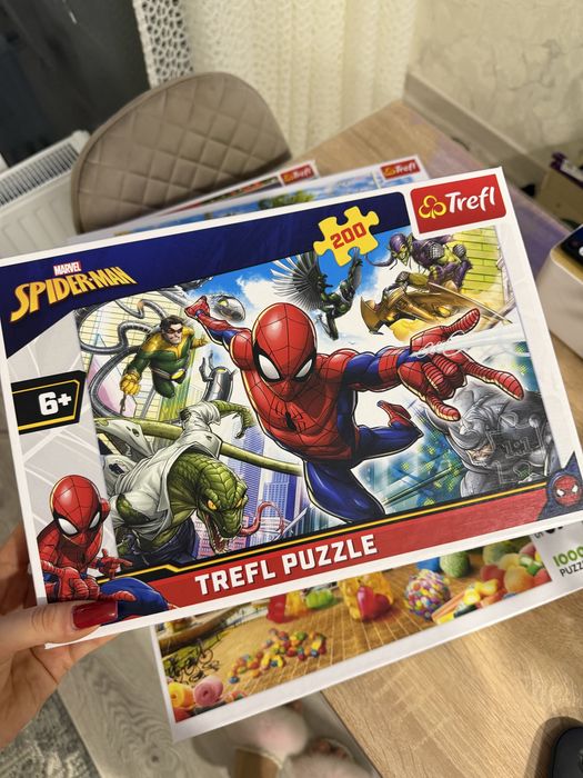 Пазли Trefl — 1000 та 2000 деталей / Ідеальний стан