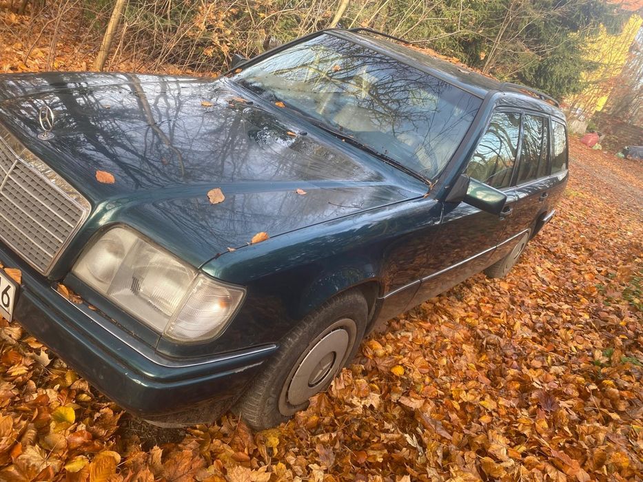 Mercedes-Benz 124T 2,5l. 1995r. Piechowice • OLX.pl