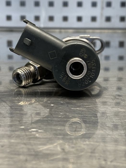 Форсунка Renault Trafic 2.5 dci  0445110087