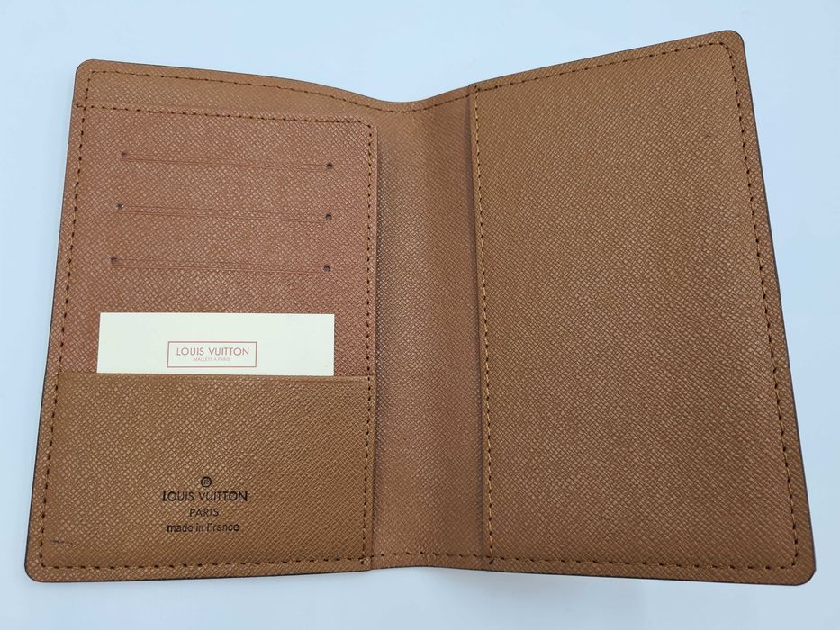 обложка на паспорт Louis Vuitton LV. обкладинка на документи LV