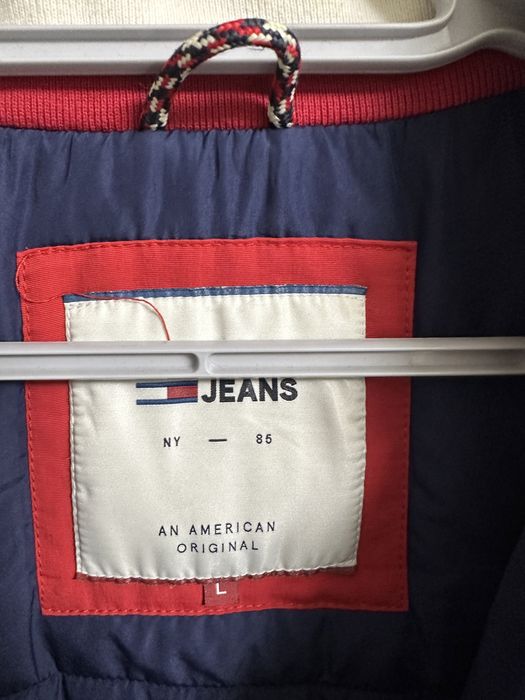 Куртка Tommy Hilfiger L розмір!