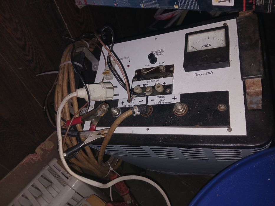 Продам зарядно пускове 12/24в