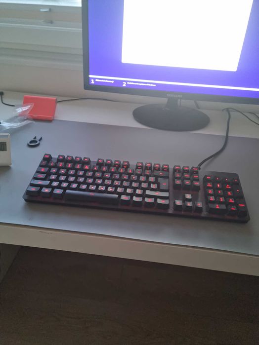 Klawiatura mechaniczna G413 Carbon