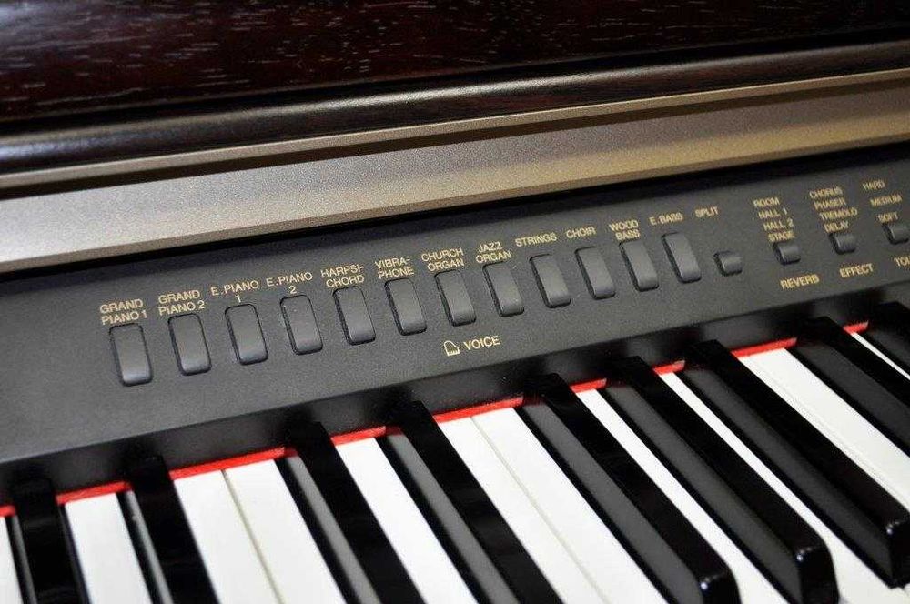 Pianino Elektoniczne Yamaha Clawinova CLP 950