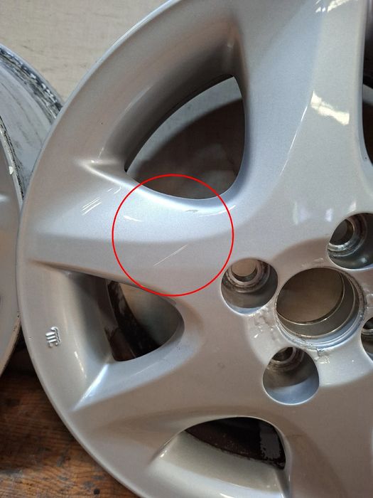 Conjunto de jantes TOYOTA Corolla Hatchback (_E12_)