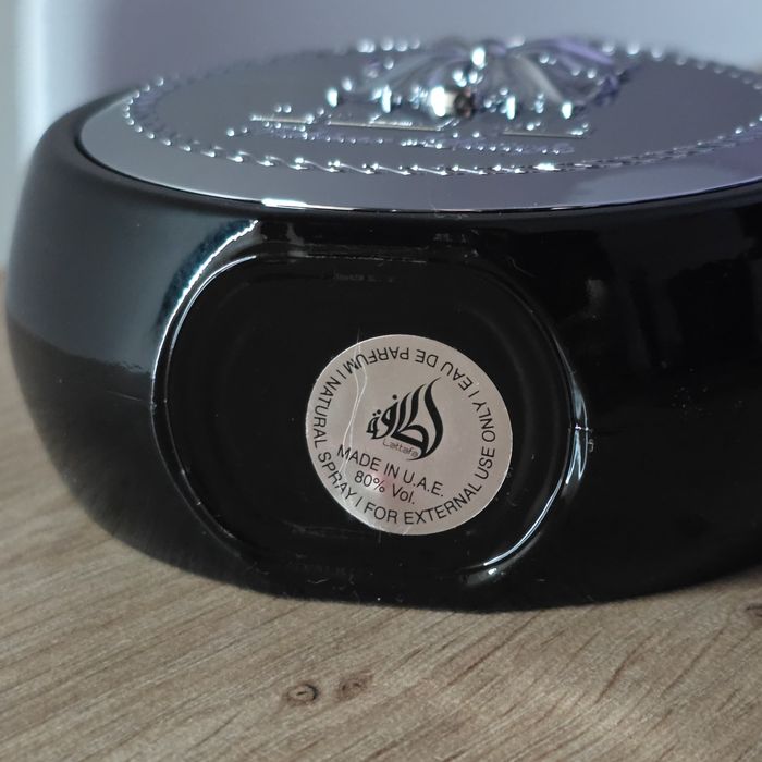 Lattafa Fakhar Black