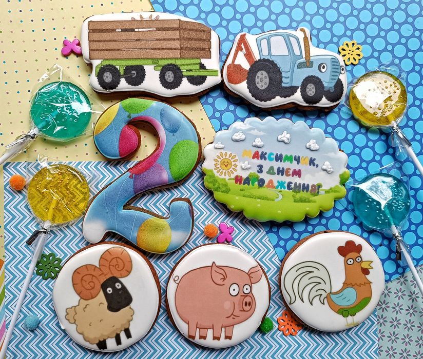 Пряники Синій трактор, топер в торт,синий трактор