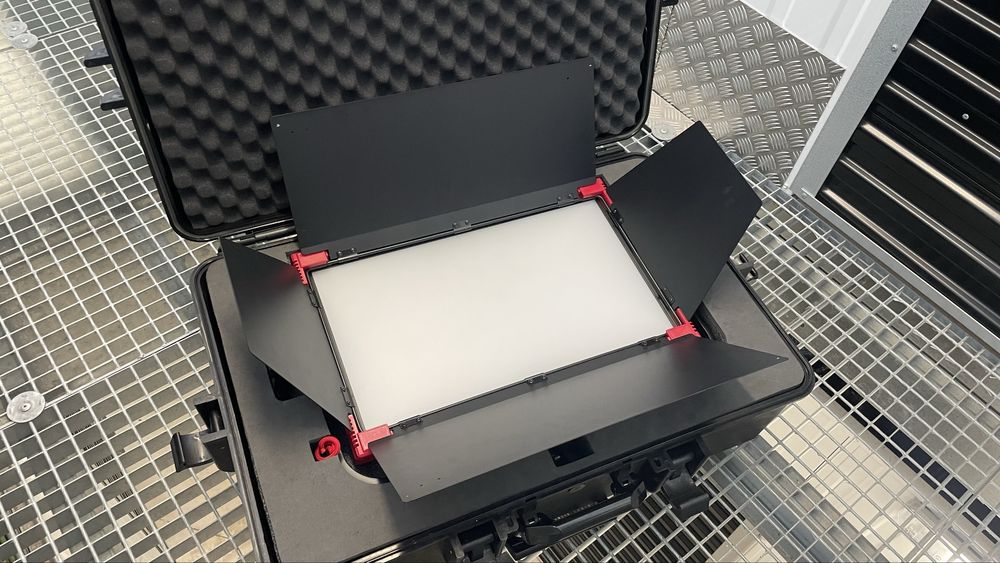 Luz led Rayzr MC 200 RGB como nova + baterias e caixa