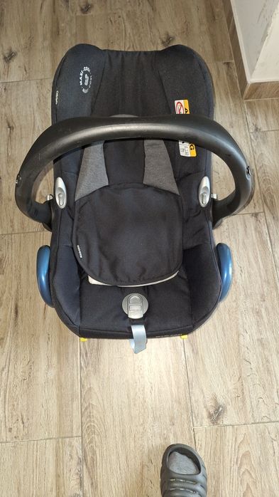 Fotelik samochodowy Maxi-Cosi z bazą ISOFIX