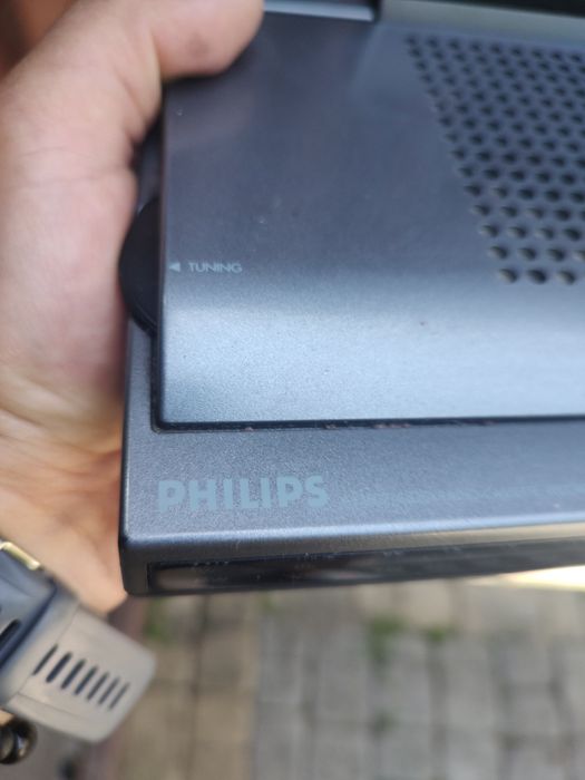 Radiobudzik magnetofon Philips lata 80